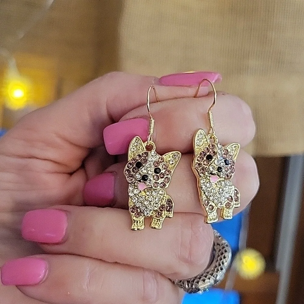 🔥LAST PAIR🔥 CORGI Shimmer Drop Earrings